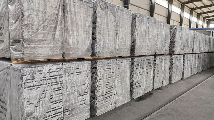 輕質(zhì)隔墻板